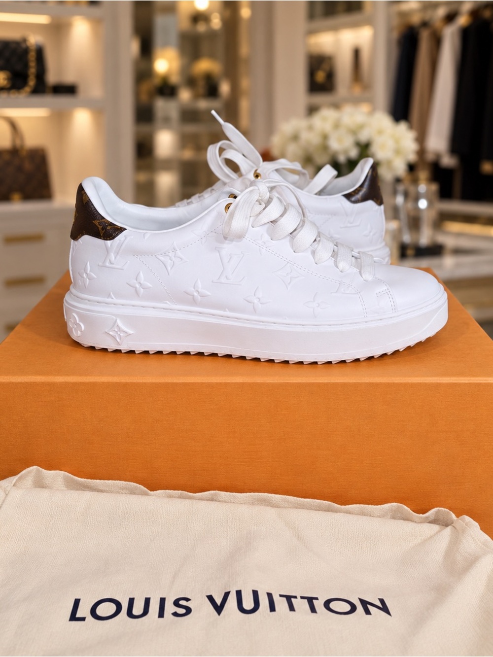 Louis Vuitton Time Out White Monogram Leather Sneakers Size 39